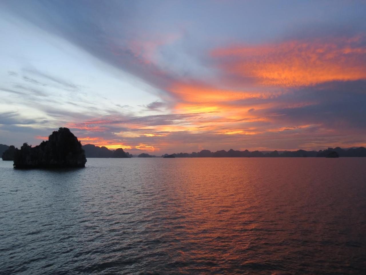 Ngoc Anh Legend Hotel Ky Vi Bagian luar foto